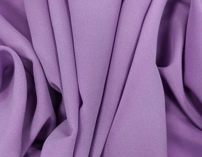Что такое креп и крепдешин для женских юбок: как стирать и гладить изделие?